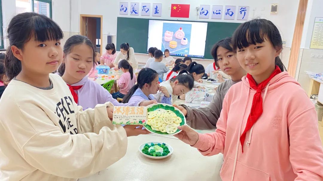 橡皮泥手工餐具_营养餐橡皮泥手工制作_橡皮泥手工制作餐具