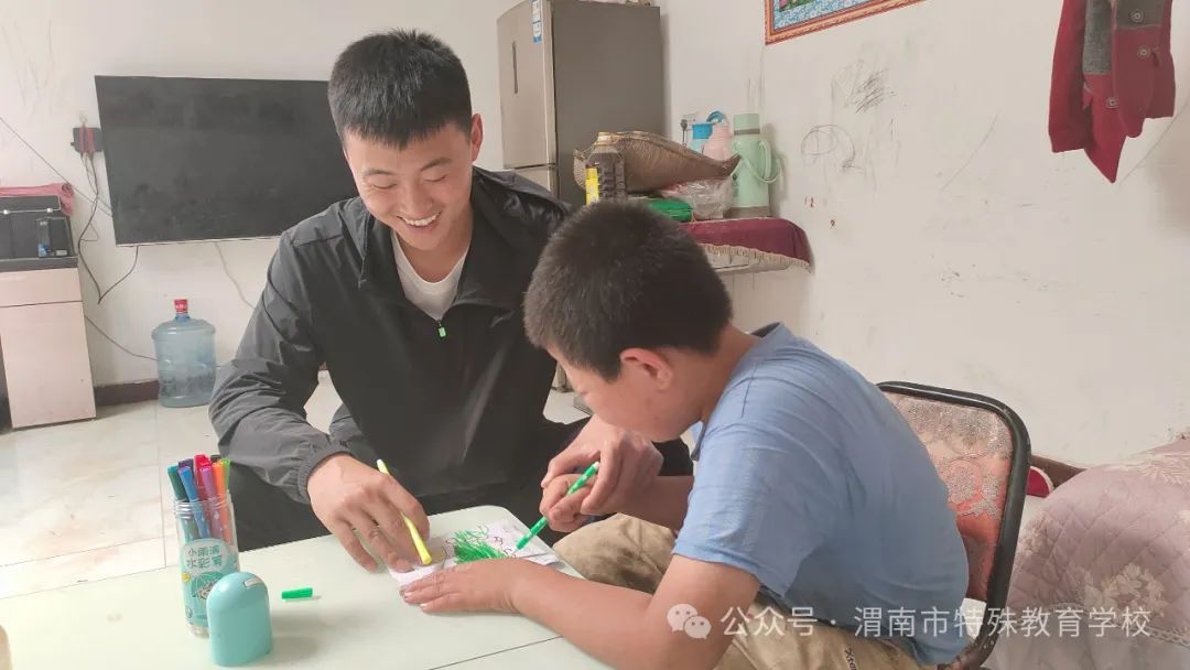 橡皮泥手工大餐_营养餐橡皮泥手工制作_橡皮泥手工餐具