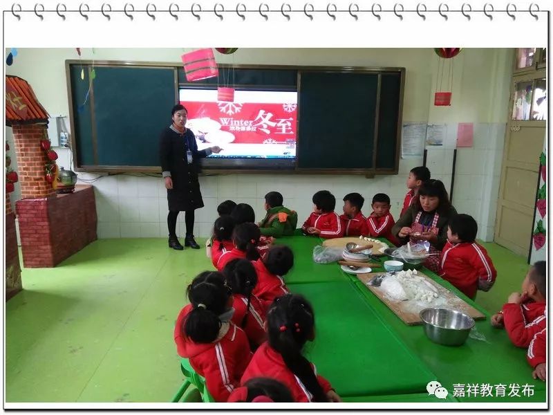 橡皮泥手工做饭_营养餐橡皮泥手工制作_橡皮泥手工餐具